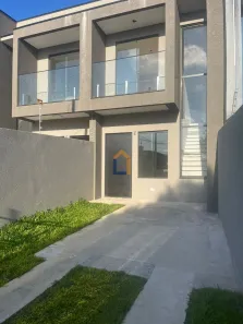 Sobrado com 2 Quartos à venda, 77m² no Pinheirinho, Curitiba