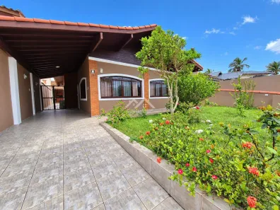 Casa com 4 Quartos à venda, 175m² no Balneário Stella Maris, Peruíbe