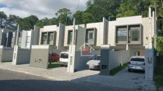 Sobrado com 2 Quartos à venda, 101m² no Itoupavazinha, Blumenau