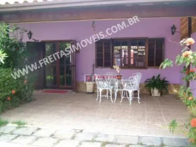 Casa com 2 Quartos à venda, 140m² no Jardim Imbuí, Niterói