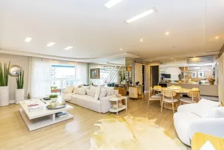 Apartamento com 3 Quartos à venda, 222m² no Mossunguê, Curitiba