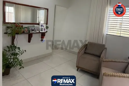 Casa com 3 Quartos à venda, 177m² no Jardim Peluzzo, Patos de Minas