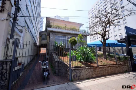 Imóvel Comercial com 3 Quartos para alugar, 700m² no Mooca, São Paulo