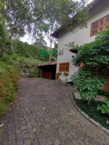 Casa de Condomínio com 3 Quartos à venda, 168m² no Quebra Frascos, Teresópolis