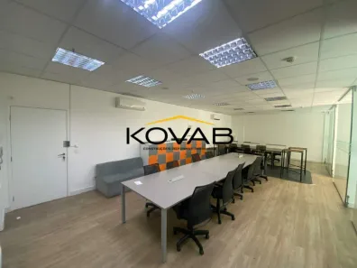 Sala Comercial para alugar, 140m² no Vila São Francisco (Zona Sul), São Paulo