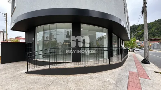 Sala Comercial para alugar, 73m² no Centro, Itajaí