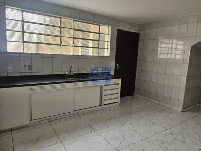 Sobrado com 3 Quartos à venda, 166m² no Vila Vianelo, Jundiaí