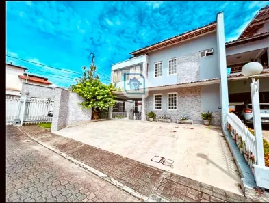 Casa com 4 Quartos à venda, 240m² no José de Alencar, Fortaleza