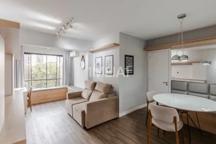 Apartamento com 3 Quartos para alugar, 84m² no Boa Vista, Porto Alegre