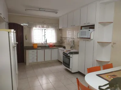 Sobrado com 4 Quartos à venda, 364m² no Jardim Santa Mena, Guarulhos