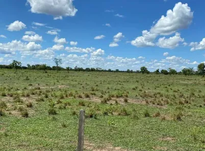 Fazenda/Sítio com 2 Quartos à venda, 420m² no Centro, Cocalinho