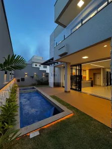 Casa com 4 Quartos à venda, 218m² no Jardins Capri, Senador Canedo