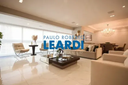 Apartamento com 4 Quartos à venda, 201m² no Jardim Fonte do Morumbi, São Paulo