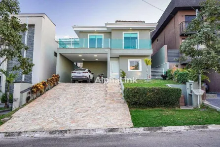 Casa de Condomínio com 3 Quartos à venda, 210m² no Suru, Santana de Parnaíba