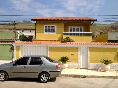 Casa com 3 Quartos à venda, 190m² no Conjunto Residencial Redenção, Nova Iguaçu