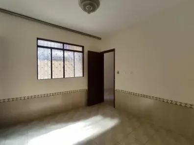 Casa com 1 Quarto para alugar, 45m² no Carmo, Belo Horizonte