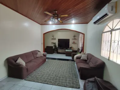 Casa com 3 Quartos à venda, 250m² no Parque 10 de Novembro, Manaus