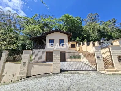 Casa com 1 Quarto para alugar, 98m² no Córrego Grande, Florianópolis