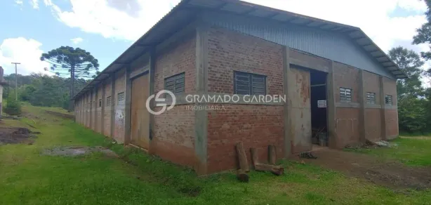 Galpão/Depósito/Armazém à venda, 1250m² no Carazal, Gramado