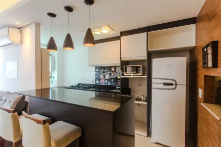 Apartamento com 2 Quartos à venda, 65m² no São Sebastião, Porto Alegre