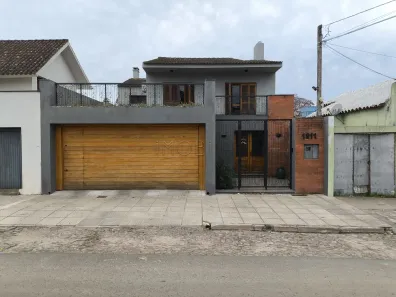 Casa com 3 Quartos à venda, 360m² no Centro, Bagé