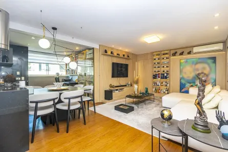 Apartamento com 2 Quartos à venda, 94m² no Água Verde, Curitiba