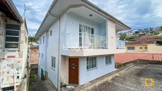 Casa com 2 Quartos à venda, 254m² no Trindade, Florianópolis