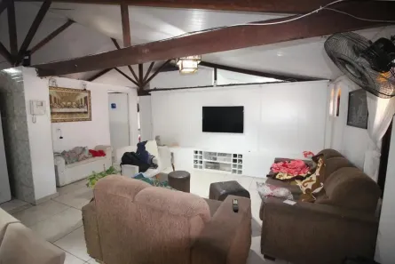 Casa com 3 Quartos à venda, 300m² no Conjunto Água Branca, Contagem