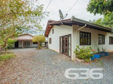 Casa com 3 Quartos à venda, 140m² no Boa Vista, Joinville