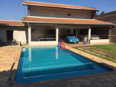 Fazenda/Sítio com 3 Quartos à venda, 200m² no Jardim Nova Limeira, Limeira