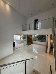 Sobrado com 4 Quartos à venda, 265m² no Jardins Verona, Goiânia