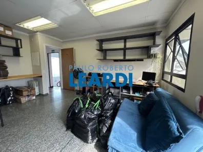 Sala Comercial à venda, 32m² no Vila Romana, São Paulo