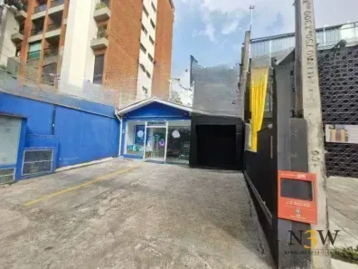 Imóvel Comercial com 6 Quartos para venda ou aluguel, 220m² no Bela Aliança, São Paulo