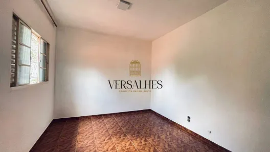 Casa com 1 Quarto para alugar, 90m² no Planalto, Belo Horizonte