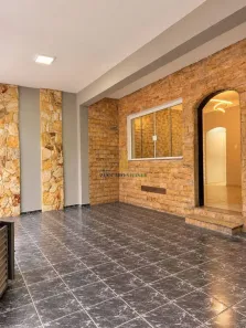 Sobrado com 3 Quartos à venda, 208m² no Vila Zamataro, Guarulhos