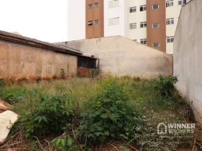 Lote/Terreno à venda, 420m² no Zona 07, Maringá