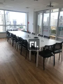 Sala Comercial para alugar, 531m² no Jardim das Acácias, São Paulo