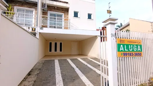 Sobrado com 2 Quartos para alugar, 300m² no Alto Tarumã, Pinhais