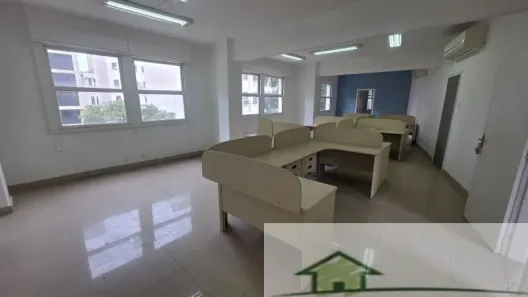 Sala Comercial com 3 Quartos para alugar, 140m² no Saúde, Rio de Janeiro
