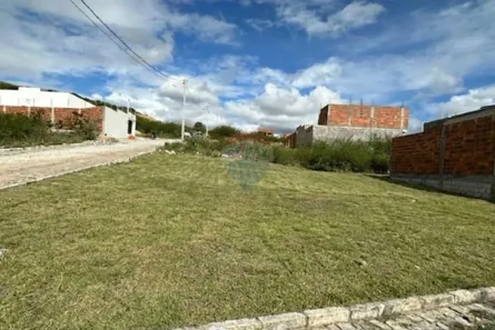 Lote/Terreno à venda, 242m² no Água Branca, Jequié