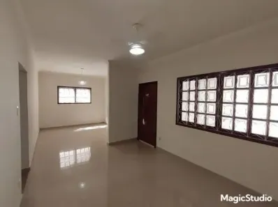 Casa com 3 Quartos à venda, 165m² no Jardim Morumby, Taubaté