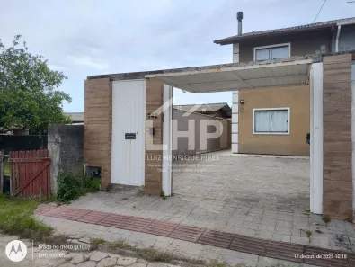 Casa com 3 Quartos à venda, 100m² no Carianos, Florianópolis