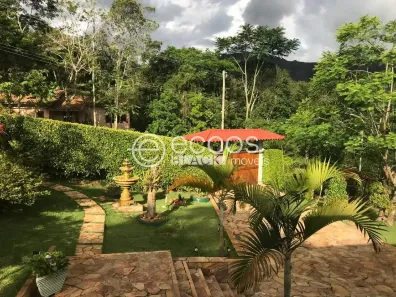 Casa de Condomínio com 5 Quartos à venda, 380m² no Retiro Do Chale, Brumadinho