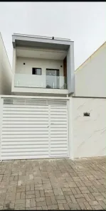Sobrado com 3 Quartos à venda, 110m² no Parque Leopoldina, Campos dos Goytacazes