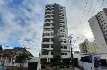 Apartamento com 3 Quartos para alugar, 129m² no Centro, São Carlos