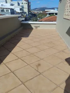 Casa com 4 Quartos para alugar, 200m² no Santa Tereza, Belo Horizonte