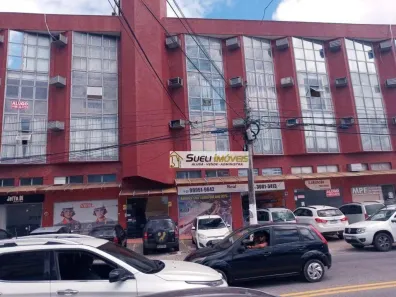 Sala Comercial à venda, 32m² no Centro, Macaé