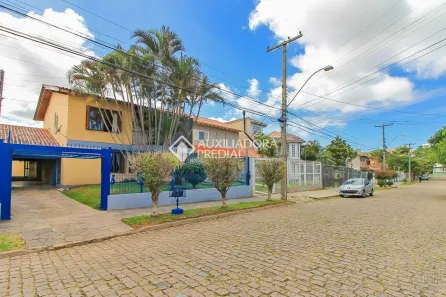 Casa com 4 Quartos para alugar, 240m² no Espírito Santo, Porto Alegre