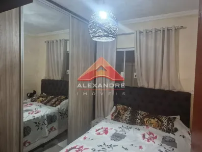 Casa com 2 Quartos à venda, 70m² no Vila Tesouro, São José dos Campos