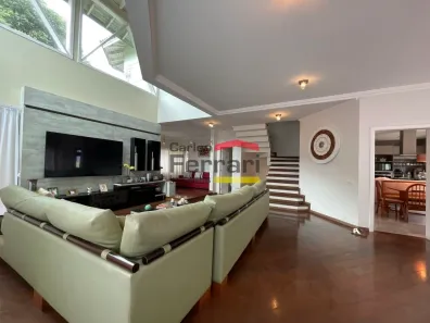 Sobrado com 4 Quartos à venda, 320m² no Jardim Ibiratiba, São Paulo